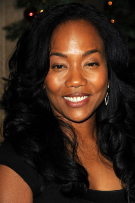 How tall is Sonja Sohn?